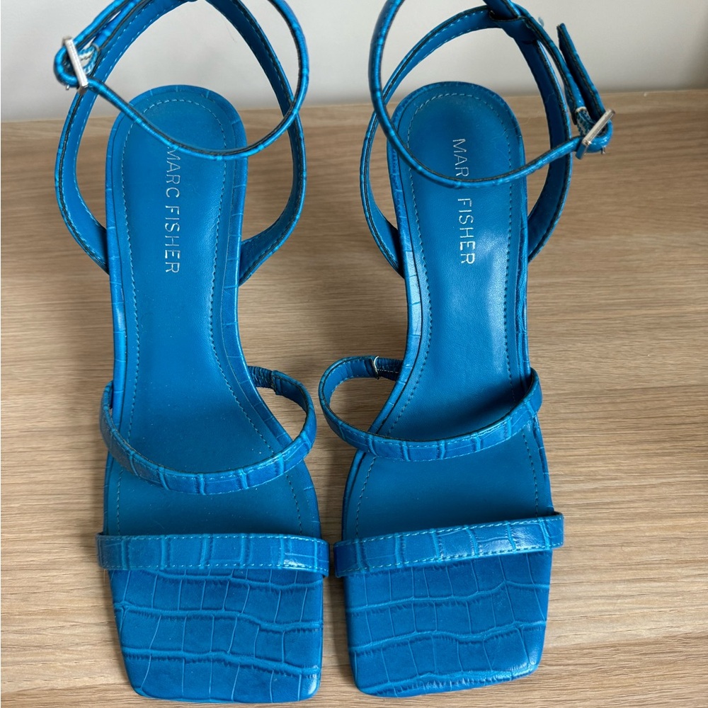 Marc Fisher Blue Heels - Picture 2 of 5